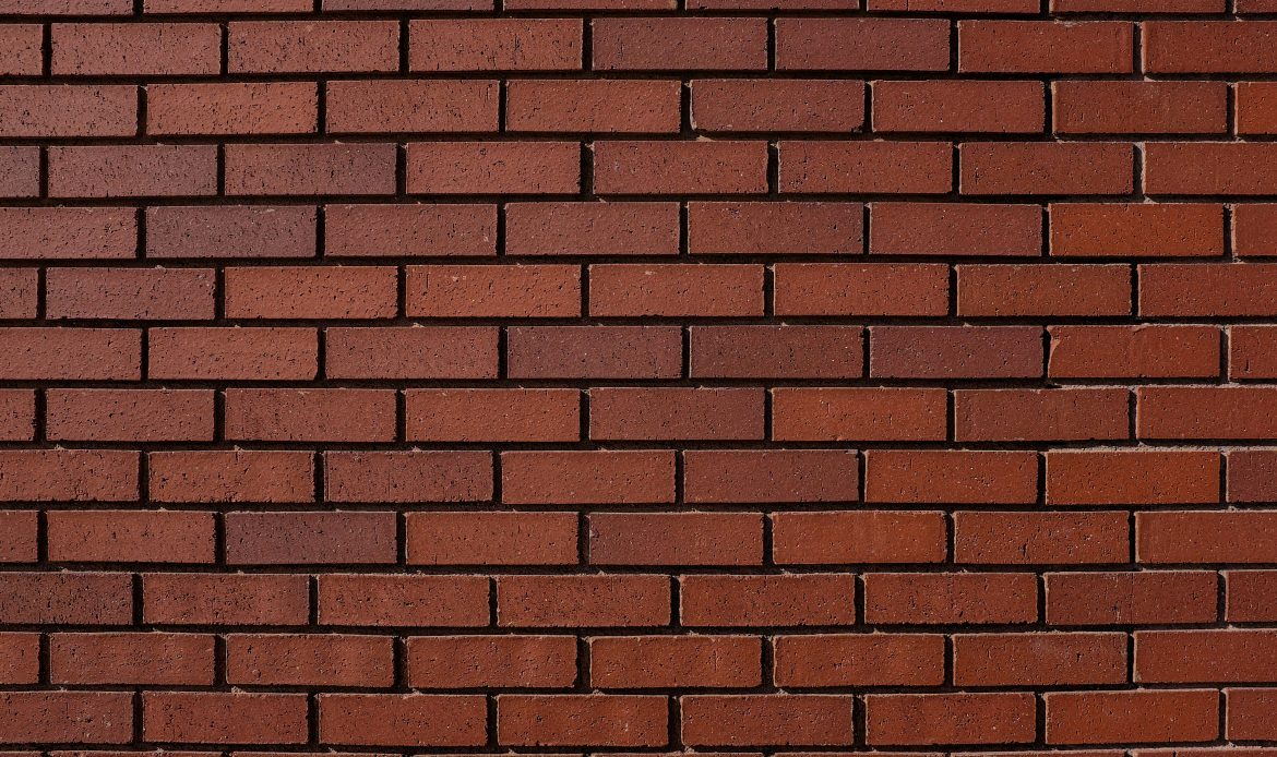 Mur en brique rouge